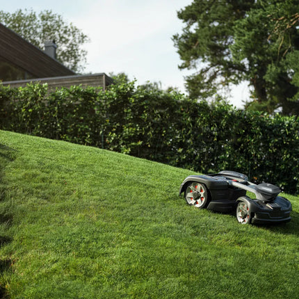 Косачка робот Husqvarna Automower® 435X AWD NERA с безжична технология