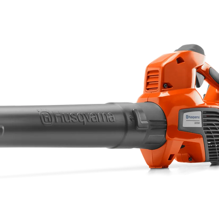 Моторна метла Husqvarna 320iB