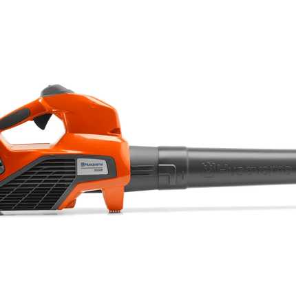 Моторна метла Husqvarna 320iB