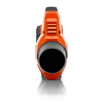 Моторна метла Husqvarna 320iB