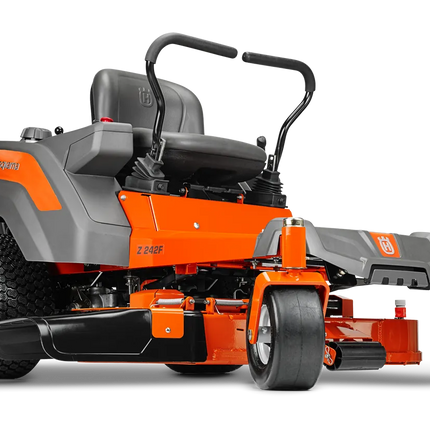 Косачка с нулев ъгъл на завиване HUSQVARNA Z242F