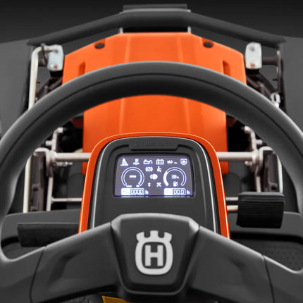 Самоходна косачка с преден косилен апарат Husqvarna R 420TsX AWD