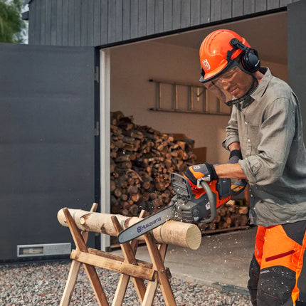 Верижен трион Husqvarna 225i