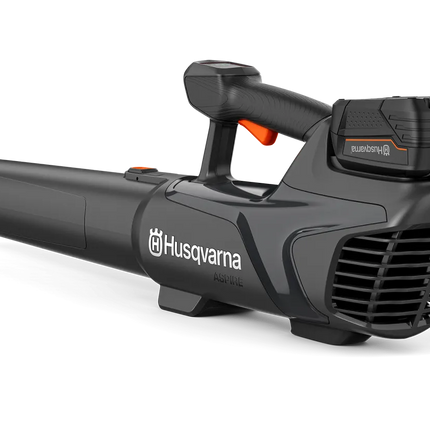 Моторна метла Husqvarna Aspire™ B8X-P4A с батерия и зарядно