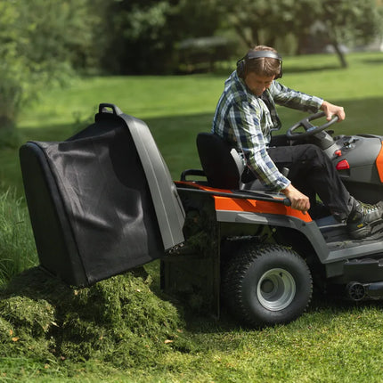 Градински трактор Husqvarna TC 220T