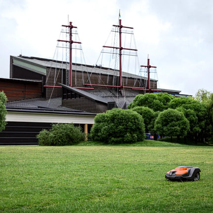 Косачка робот Husqvarna Automower® 550 EPOS®