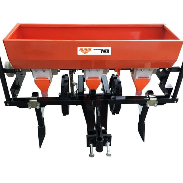 Три редовa сеялка TS 3